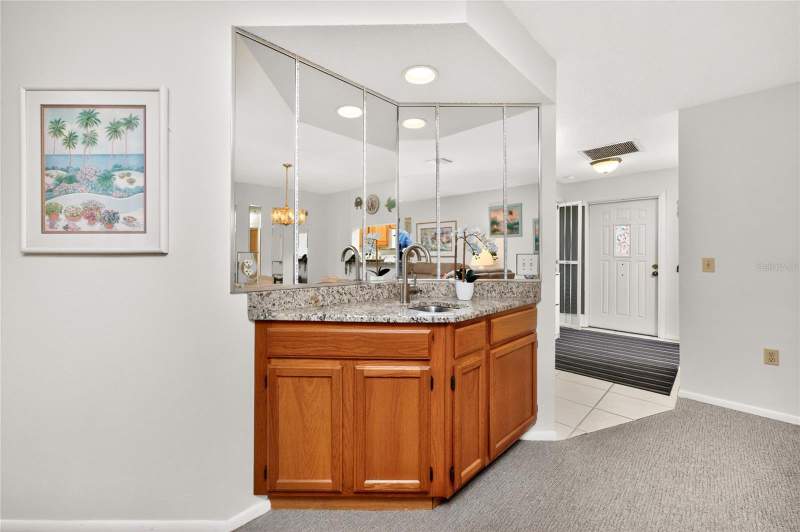 2 bedroom Condominium at 118 Pine Hollow Drive #118, Pine Hollow, Englewood — photo 5