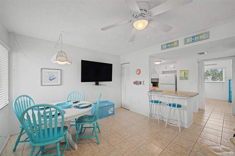 1 bedroom Condominium at 2110 GULF BOULEVARD #9, SEA TREAT CONDO, INDIAN ROCKS BEACH — photo 3