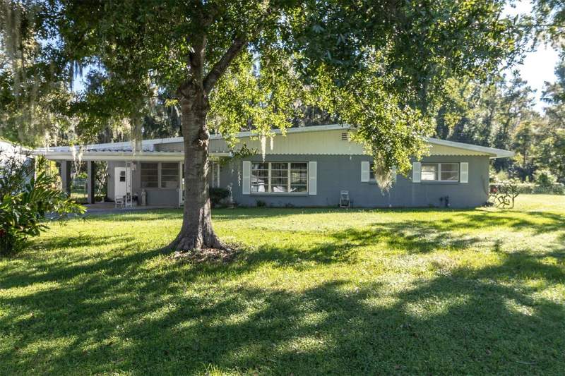 4 bedroom Single Family Residence at 7633 S Crescent Loop, Walters Duval Island Add, Floral City — photo 4