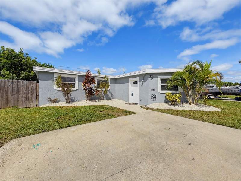 4 bedroom Single Family Residence at 9218 86th Street, Crestridge 2nd Add, Seminole — photo 4