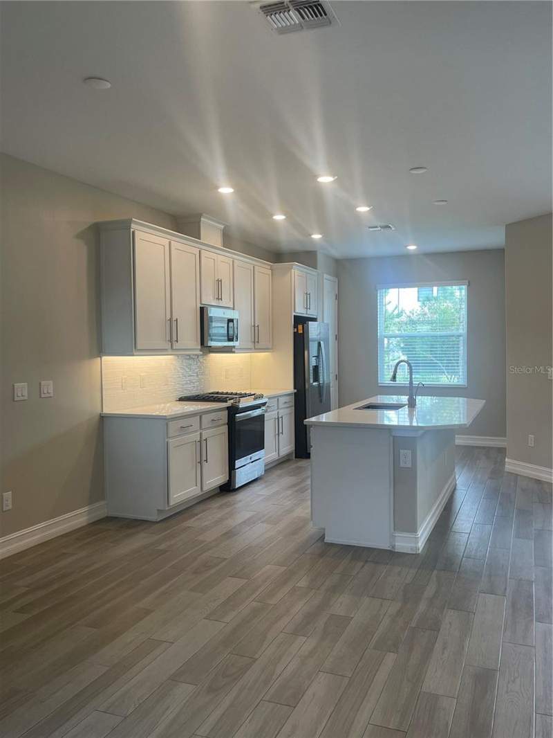 3 bedroom Townhouse at 4596 Almada Lane, Estancia Ph 4, Wesley Chapel — photo 3