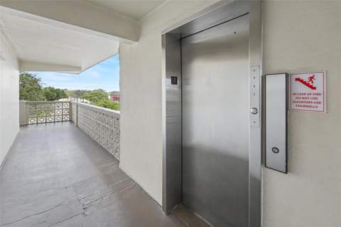 951 79th Avenue #Apt 322, St Petersburg FL - photo 22 of 36