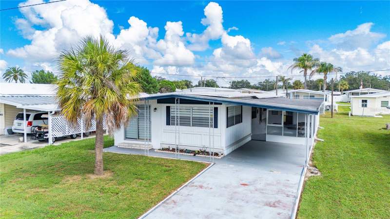 36917 GRACE AVENUE home for sale in Lake Betmar Estates