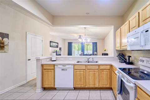5014 Pond Ridge Road, Riverview FL - photo 10 of 45