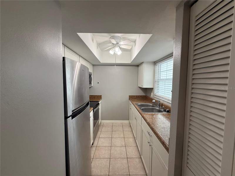 1 bedroom Condominium at 1433 S Belcher Road #C11, Imperial Court Apt, Clearwater — photo 5