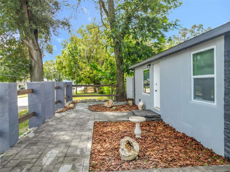 3 bedroom Single Family Residence at 638 NW 6th Terrace, Snowdens Add, Ocala — photo 2