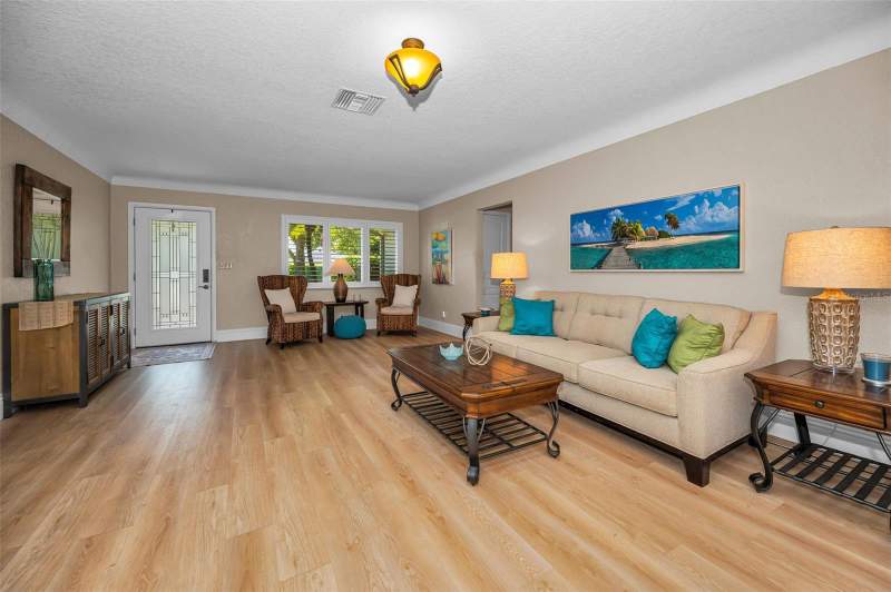 3 bedroom Single Family Residence at 1732 Golf View Drive, Belleair Estates 1st Add, Belleair — photo 5
