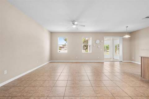 910 Fern Leaf Drive, Ruskin FL - photo 8 of 37