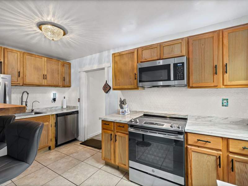2 bedroom Single Family Residence at 910 E Eskimo Avenue, Spring Hill Add Corr, Tampa — photo 5