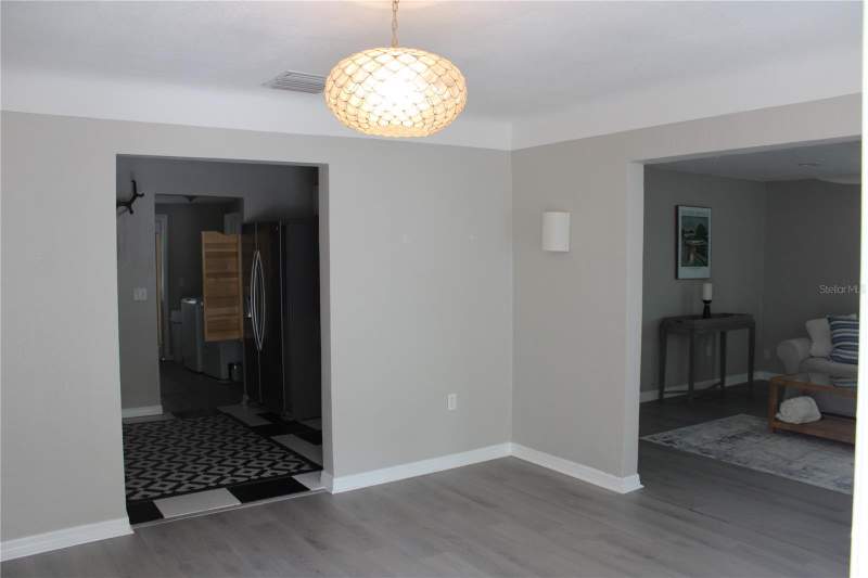 4 bedroom Single Family Residence at 6014 Cedar Street, Edgemoor Estates, St Petersburg — photo 5