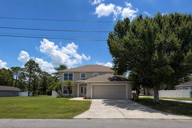 984 DERBYSHIRE DRIVE home for sale in Poinciana Village 2 Nbhd
