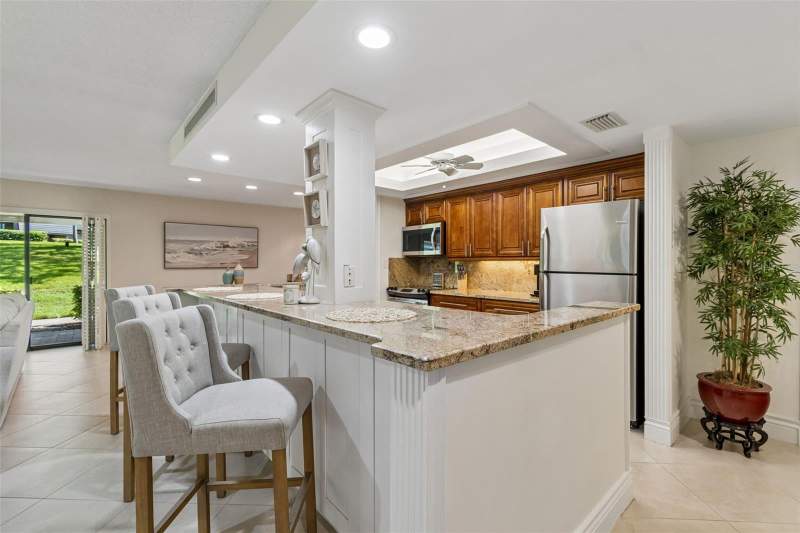 2 bedroom Condominium at 36750 US Highway 19 #21102, Innisbrook 21 Condo, Palm Harbor — photo 5
