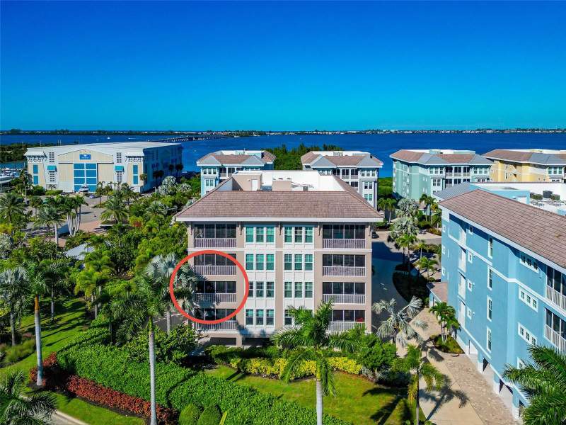 3 bedroom Condominium at 395 Aruba Circle #203, Marina Walk On One Particular Harbour 2, Bradenton — photo 3