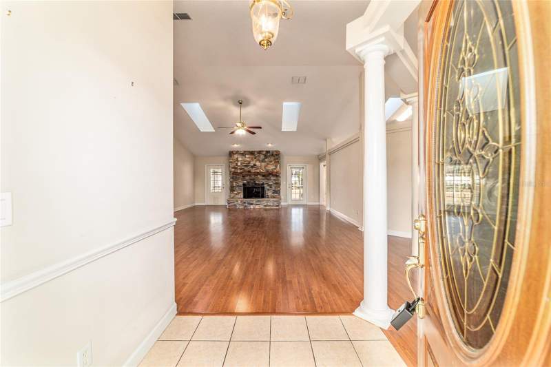3 bedroom Single Family Residence at 9611 SW 45th Avenue, Kingsland Country Estate, Ocala — photo 3