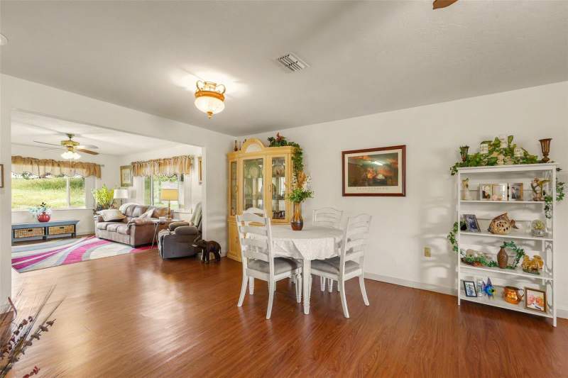 2 bedroom Single Family Residence at 241 W Hollyfern Place, Beverly Hills Unit 08 Ph 01, Beverly Hills — photo 2