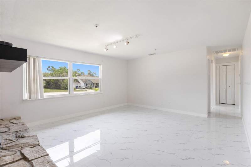 3 bedroom Single Family Residence at 712 OAK LANE, GROVELAND LITTLE OAKS, GROVELAND — photo 4