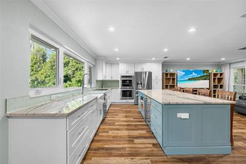 13355 Park Boulevard, Seminole FL - photo 9 of 71