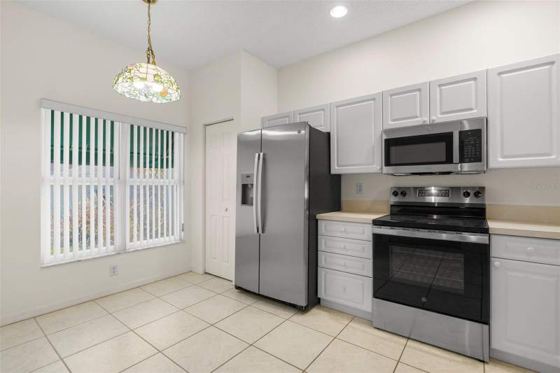 2 bedroom Condominium at 6600 100th Way #24B, Shores Of Long Bayou Condo, St Petersburg — photo 5