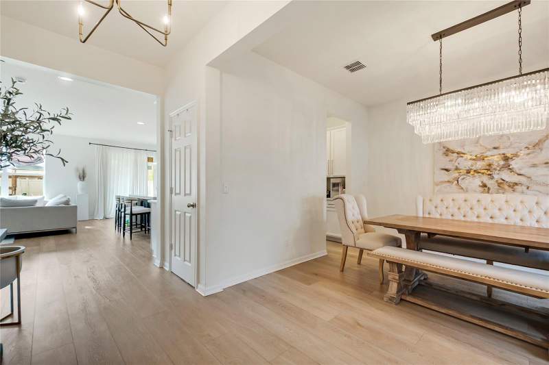 5 bedroom Single Family Residence at 3761 Mt Vernon Way, Preserve At Tapestry Ph 3 & 4, Kissimmee — photo 5