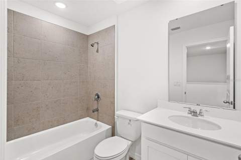 4941 Winding River Road, Orlando FL - photo 18 of 25