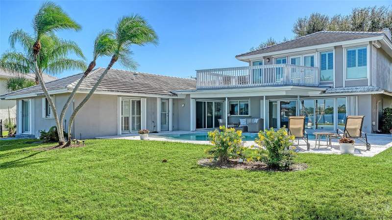 3 bedroom Single Family Residence at 1549 Caribbean Drive, Coral Cove, Sarasota — photo 3