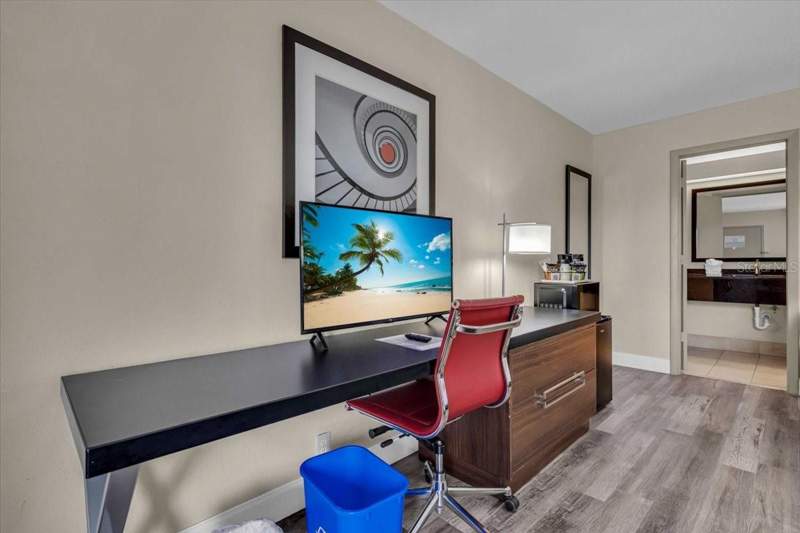 0 bedroom Condominium at 7150 N Tamiami Trail #S615, Sarasota Cay Club Condo, Sarasota — photo 4