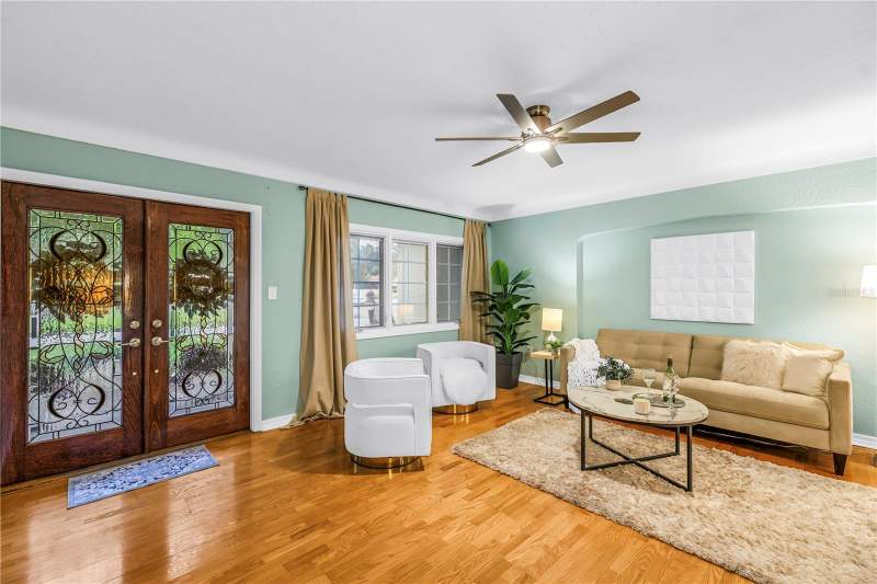 4 bedroom Single Family Residence at 146 Giralda Boulevard, Snell Isle Brightbay, St Petersburg — photo 3