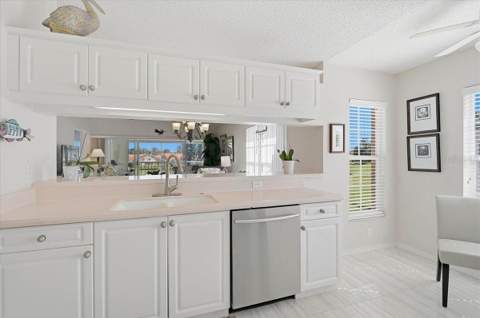 4214 Caddie Drive #204, Bradenton FL - photo 8 of 46