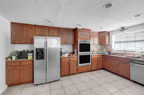 2304 Colton Drive, Orlando FL - photo 10 of 26