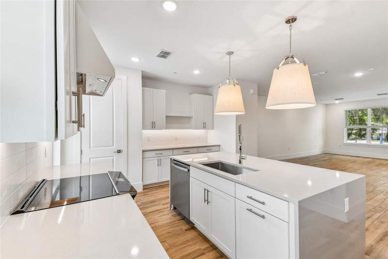 4 bedroom Townhouse at 202 PASQUALA, TOWNES AT NORTHLAKE, OVIEDO — photo 5
