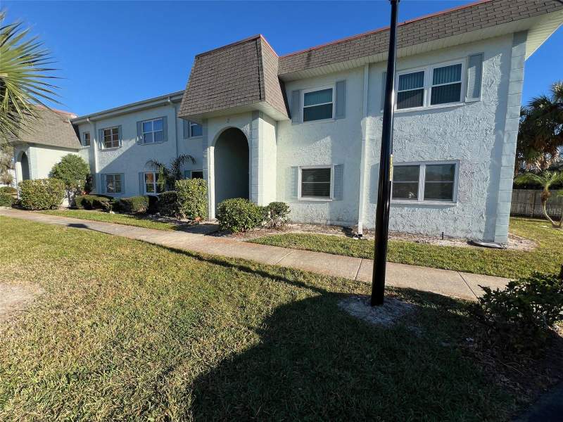 2 bedroom Condominium at 387 S McMullen Booth Road #13, Tradewinds Condo, Clearwater — photo 2