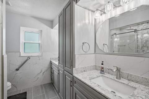 483 Lincoln Avenue, Masaryktown FL - photo 22 of 41