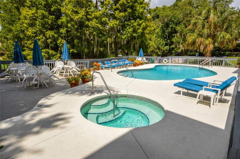 1 bedroom Condominium at 20820 River Drive #B25, Landings Withlacoochee Or 1272/1072, Dunnellon — photo 2