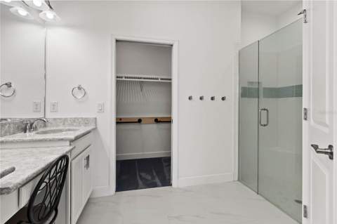 10934 Wendover Drive, Palmetto FL - photo 16 of 60