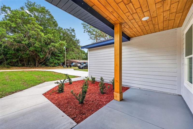3 bedroom Single Family Residence at 4310 SW 157th Terrace, Rainbow Park Unit 3, Ocala — photo 5