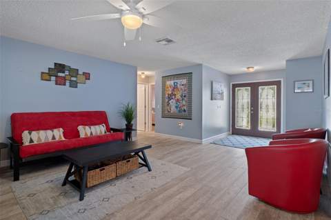 2643 Royal Ridge Drive, Spring Hill FL - photo 11 of 85