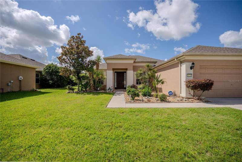 3 bedroom Single Family Residence at 9876 SW 69th Lane, Stone Creek By Del Webb-Longleaf, Ocala — photo 2