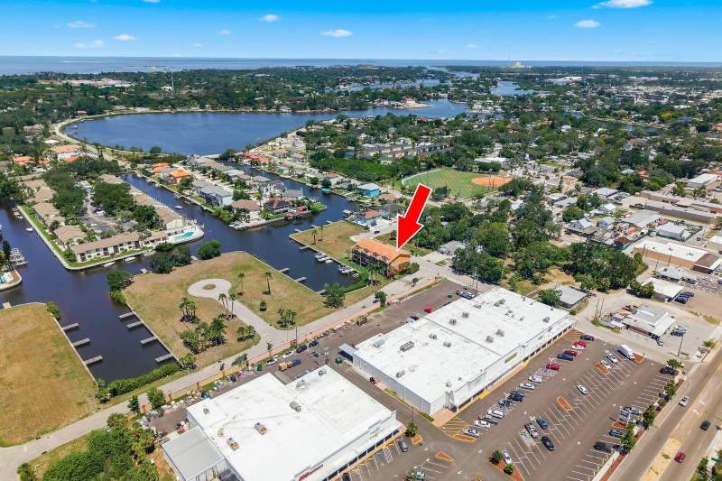 3 bedroom Townhouse at 47 W Morgan Street, Banyans Ph 1, Tarpon Springs — photo 2