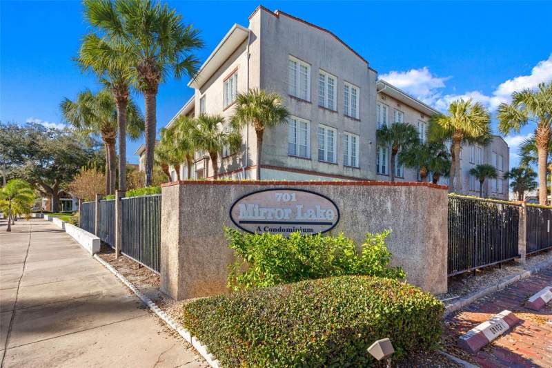 1 bedroom Condominium at 701 Mirror Lake Drive #201, 701 Mirror Lake Condo, St Petersburg — photo 4
