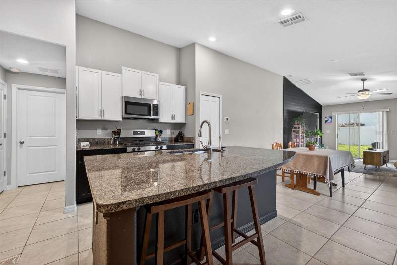 3 bedroom Single Family Residence at 9324 Lemon Drop Loop, Belmont South Ph 2F, Sun City Center — photo 5