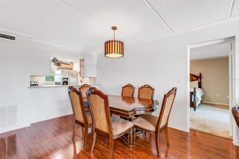 2 bedroom Condominium at 12760 Indian Rocks Road #119, New Atlantis Club Condo, Largo — photo 5