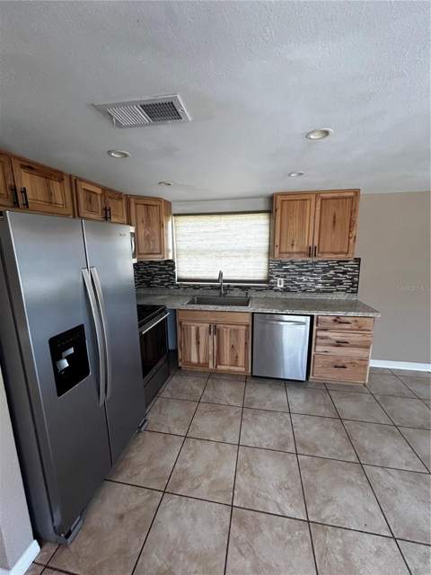 7335 Gulf Highlands Drive, Port Richey FL - photo 8 of 57