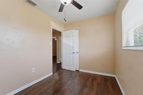 3235 Emerson Avenue, St Petersburg FL - photo 12 of 16