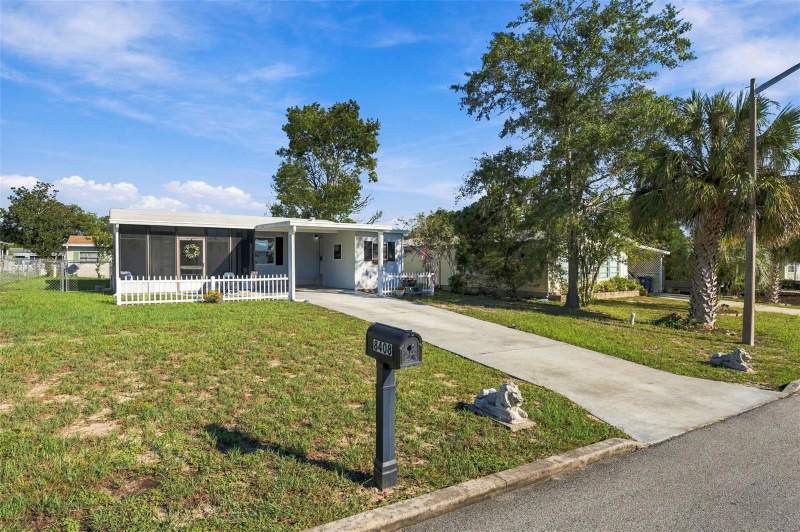 2 bedroom Manufactured Home at 8408 Fleetway Avenue, Brookridge Community, Brooksville — photo 4