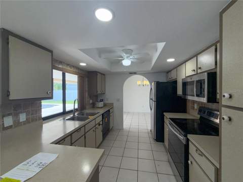 206 SW 33rd Street, Cape Coral FL - photo 7 of 33