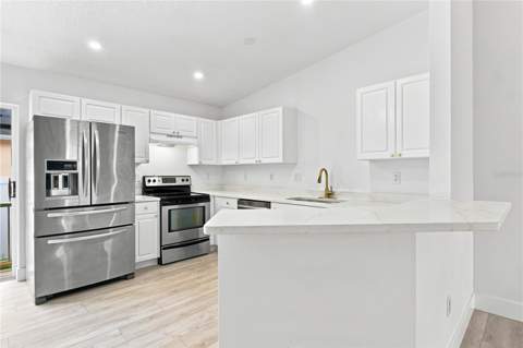 6812 Lyman Avenue, Tampa FL - photo 6 of 27
