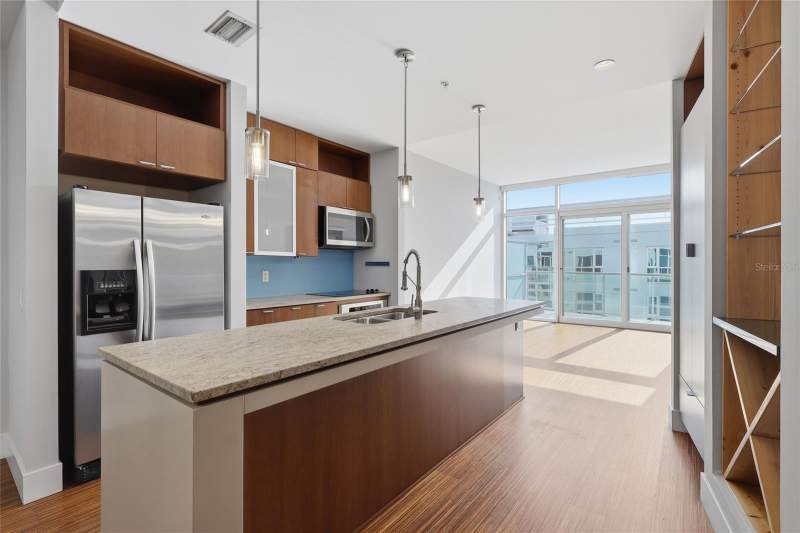 2 bedroom Condominium at 111 N 12th Street #1811, The Place At Channelside A Con, Tampa — photo 4