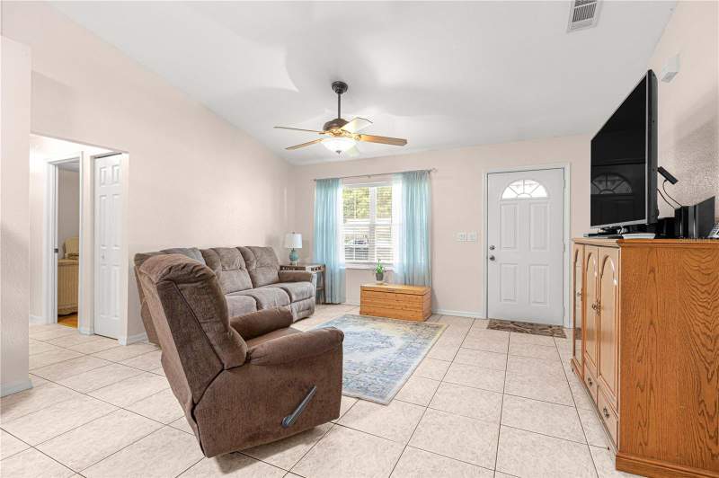 3 bedroom Single Family Residence at 645 SE 56th Avenue, Delcrest, Ocala — photo 4