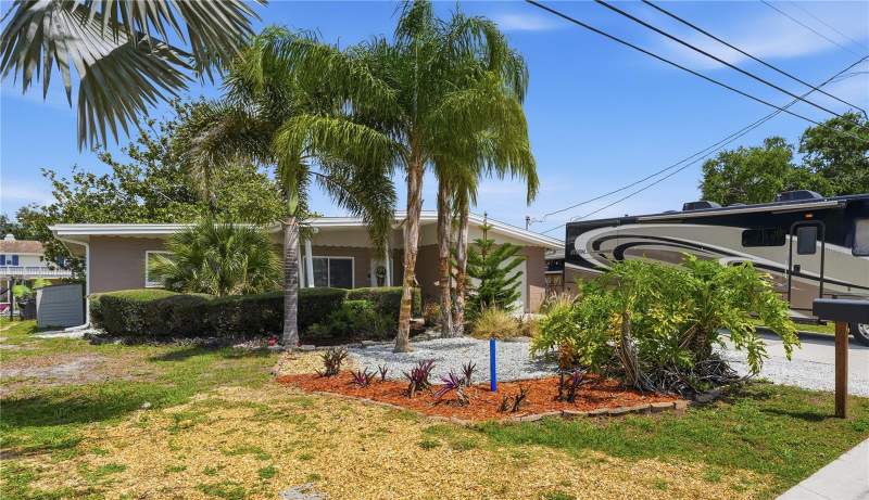 2 bedroom Single Family Residence at 179 E Canal Drive, Lake Shore Estates 1st Add, Palm Harbor — photo 4