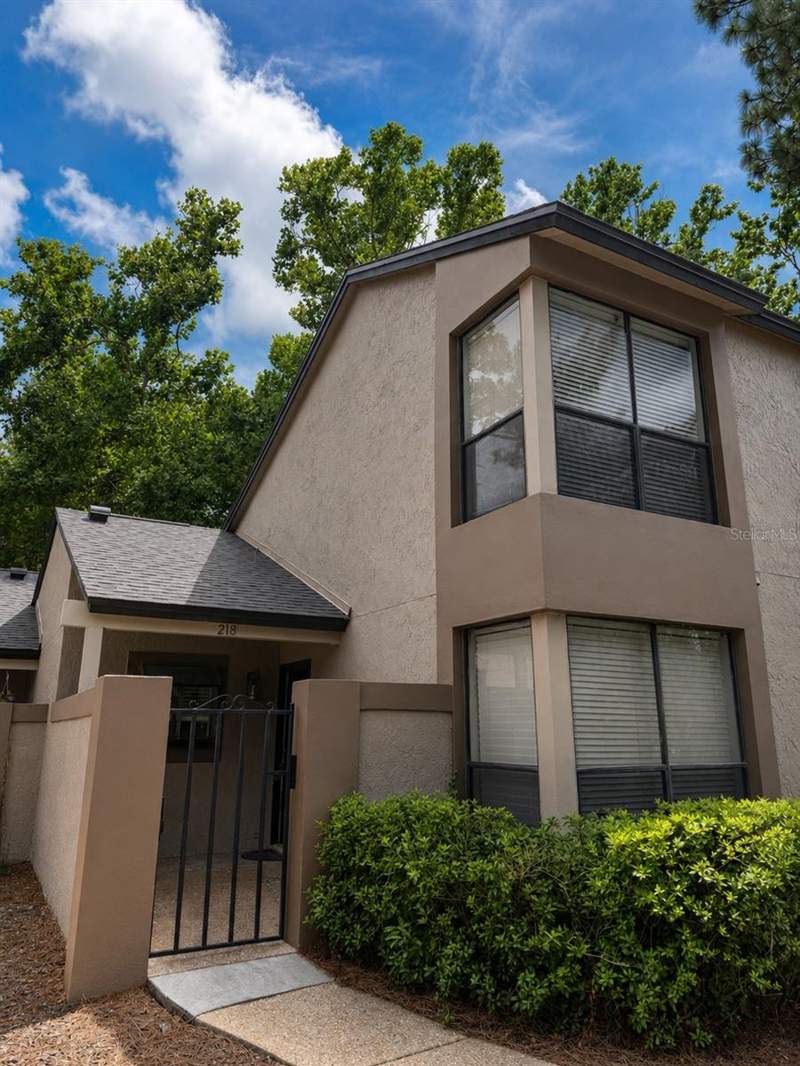Village Townhomes A Condo